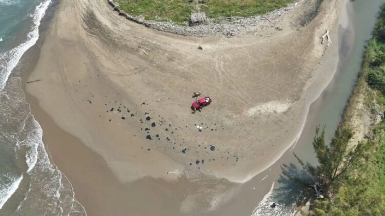 Sheinbaum afirma que no se ha identificado al responsable del derrame petrolero en el Golfo de México