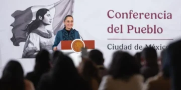 Sheinbaum minimiza afectaciones a playas del Golfo de México; anuncia equipo permanente para detectar fugas