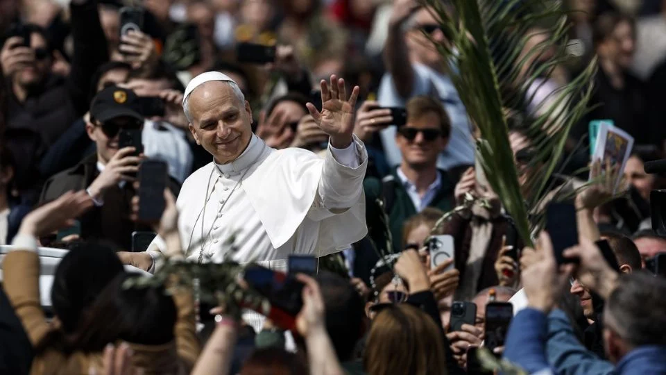 El papa León XIV será el portador de la cruz en su primer viacrucis de Viernes Santo en el Coliseo