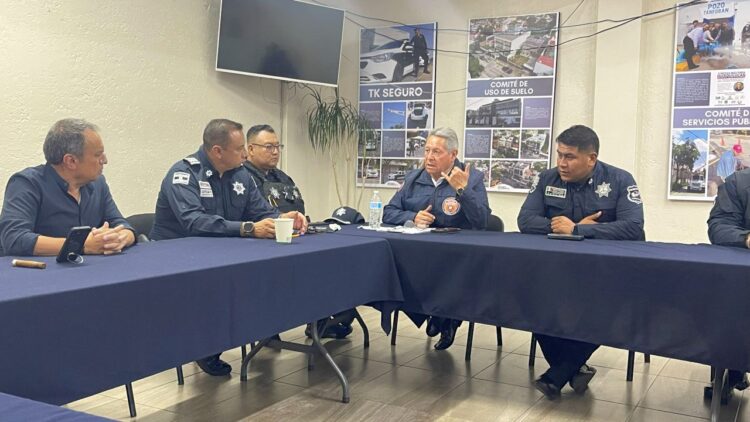 Colonos de Tecamachalco y autoridades refuerzan coordinación para fortalecer la seguridad en la zona