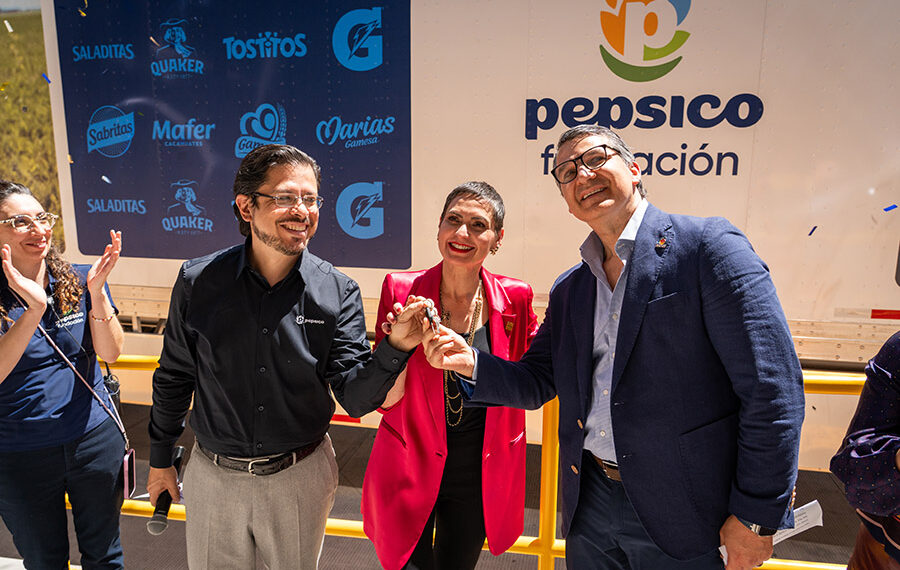 Fundación PepsiCo dona tractocamión de 22 toneladas a Red de Bancos de Alimentos para impulsar la seguridad alimentaria