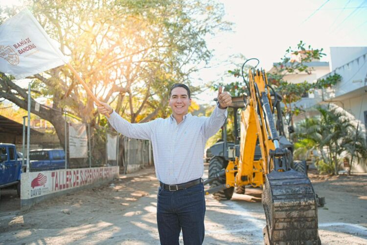 Nayarit, encuestas colocan a Héctor Santana de Morena al frente