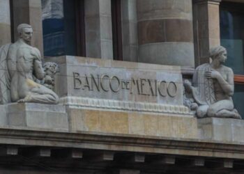 Baja a 1.44 % el pronóstico de crecimiento del PIB de México para 2026: Banxico