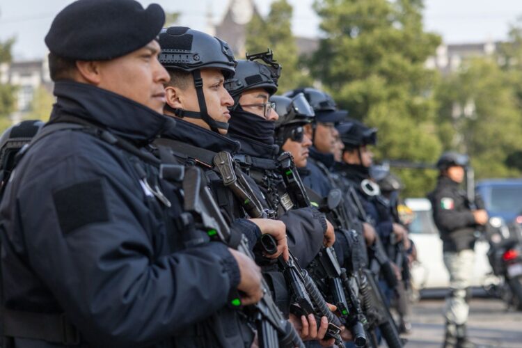 Más de 2 mil policías refuerzan vigilancia en Toluca