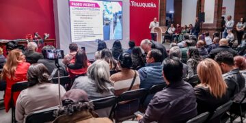 Continúan jornadas intensas de bacheo con transparencia en obras y trabajo coordinado en Toluca
