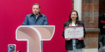 Ofrece Ricardo Moreno apoyo decidido al cine mexicano e impulsar la cultura