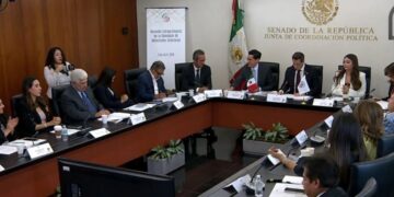 Ratifican el nombramiento de Roberto Velasco al frente de Relaciones Exteriores en comisión del Senado