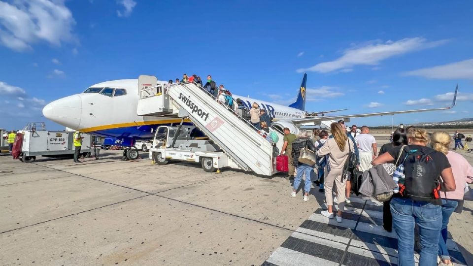 UE advierte por riesgo de crisis aérea si se bloquea el tránsito en Ormuz