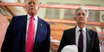 «Tendré que despedirlo», advierte Trump si Powell permanece en la Fed tras finalizar su periodo en mayo