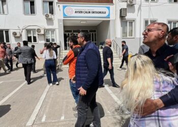 Aumentan a 10 los fallecidos por el segundo tiroteo escolar en Turquía en una semana