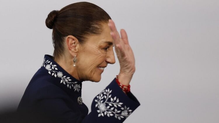 Sheinbaum propone en cumbre en Barcelona suscribir declaración en contra de la intervención militar en Cuba