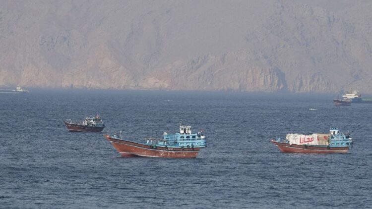 Estrecho de Ormuz: cruceros sin pasajeros logran salir del golfo Pérsico tras el cierre de la ruta