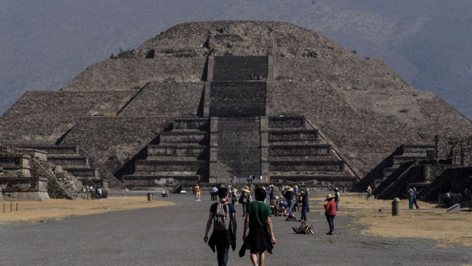 Confirman una turista muerta y siete personas heridas en balacera en Teotihuacán, entre ellas un menor de edad