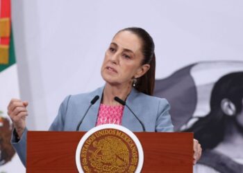 «Cambió su versión»: Sheinbaum arremete contra el fiscal de Chihuahua y evade confirmar presencia de la CIA