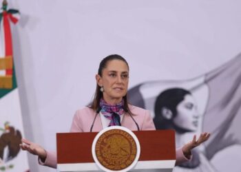 “La busqué ayer, no estaba en la oficina”: Sheinbaum afirma que no ha hablado con la gobernadora de Chihuahua sobre la muerte de dos estadounidenses