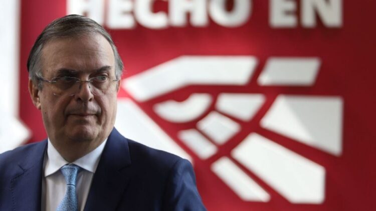 Sheinbaum descarta salida de Ebrard de Economía pese a investigación por alojar a su hijo en la embajada de Londres