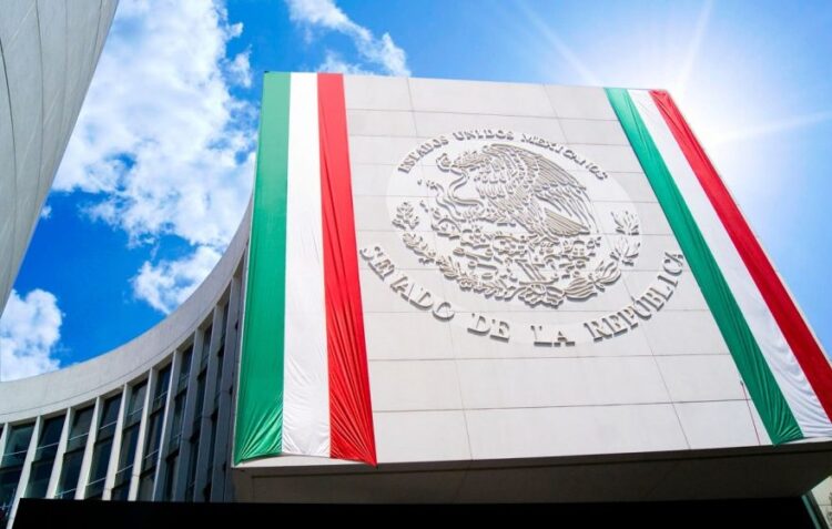 Senado recibe designación de Roberto Velasco como nuevo canciller