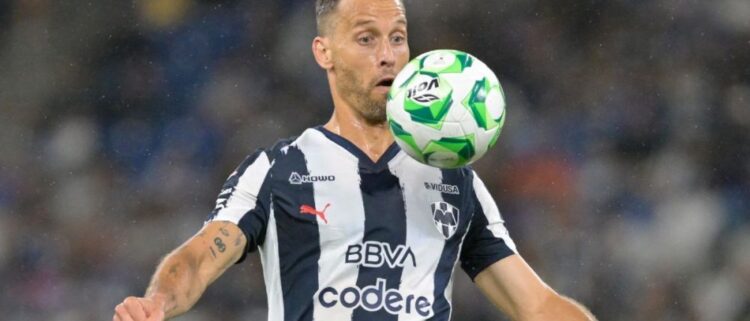 Sergio Canales se despide de Rayados
