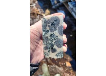 El descubrimiento de minerales de Juno se amplía para incluir metales magnéticos de tierras raras pesadas