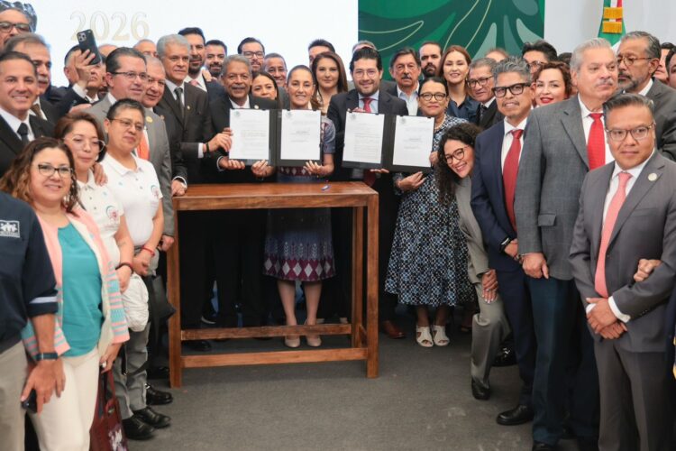 El pragmatismo de CATEM en el Zócalo: Pedro Haces delinea el rumbo del «sindicalismo moderno»