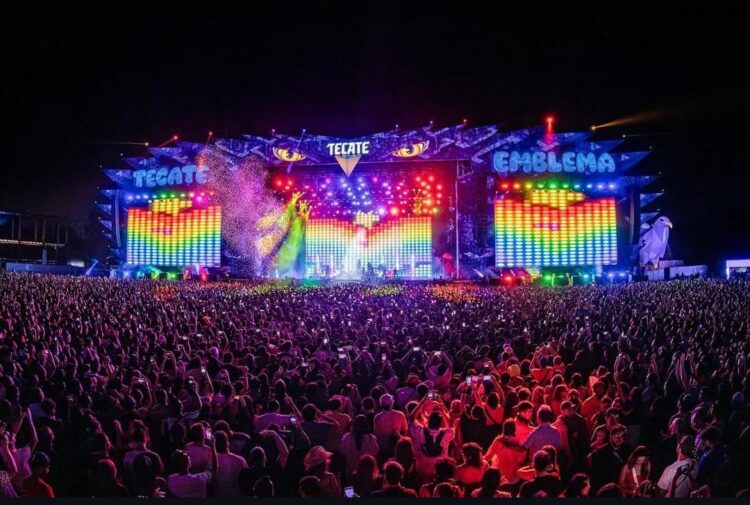 Tecate Emblema 2026 vivió el debut de Cheves y Compas con encuentros únicos entre artistas