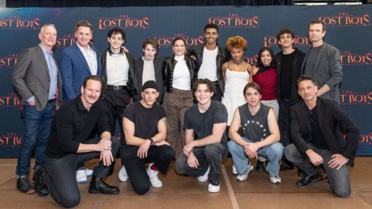 Destacan con 12 nominaciones a los premios Tony los musicales «The Lost Boys» y «Schmigadoon!»