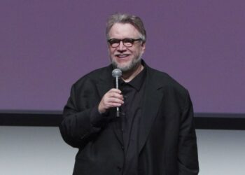 «Podemos cambiar un poco la historia»: Guillermo del Toro en el tributo en Cannes «El laberinto del fauno»