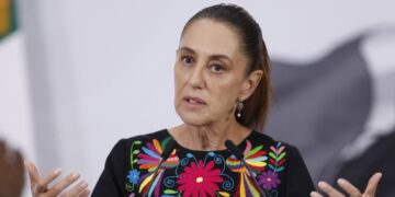 “Le vamos a dar la vuelta para que se dé cuenta de que se equivocó”, dice Sheinbaum a S&P tras rebajar su perspectiva para México