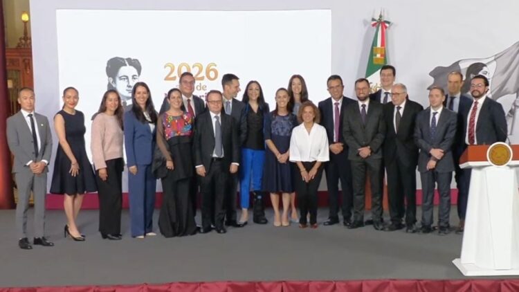 Gobierno de Sheinbaum anuncia la inversión de 21 mil millones de pesos de la industria farmacéutica