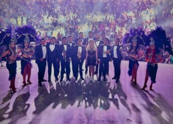 ¡Fiesta de Leyenda!: Mamás bailaron y cantaron con la Sonora Santanera