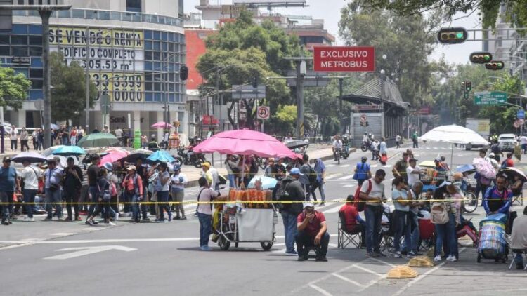 CNTE advierte que la huelga ‘apenas comienza’, exige mesa con Sheinbaum