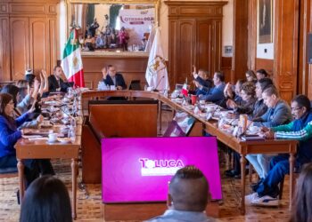 Escucha Ricardo Moreno frente a frente a vecinos para dar respuesta rápida a sus peticiones de obras y servicios