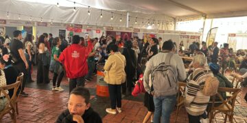 Desata euforia de los papás toluqueños el Chorizo Fest 2026 y disfrutan a todo lo que da del sabor tradicional y la música en vivo
