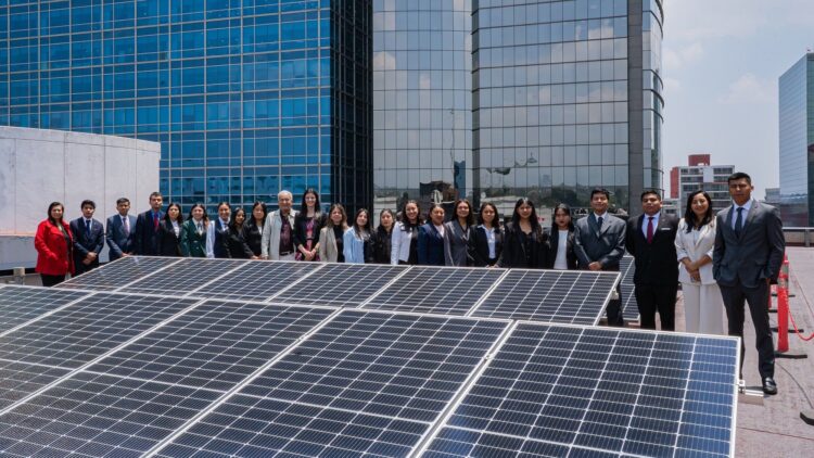 Cox lanza convocatoria de becas para estudiar carreras STEM