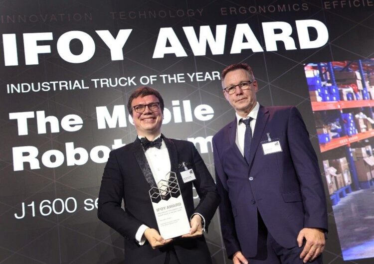 La colaboración entre humanos y robots gana protagonismo en un prestigioso premio internacional de logística