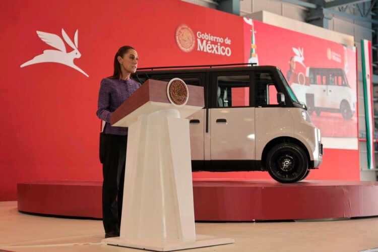 Claudia Sheinbaum presenta Olinia, el primer auto eléctrico 100% mexicano; Puebla se suma al proyecto estratégico