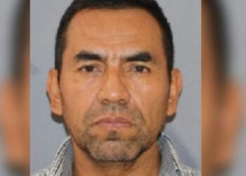 Anuncian recompensa de 100 mil pesos por la captura del coronel José Manuel Jiménez, jefe de escoltas de Carlos Manzo