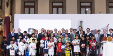 Inicia una etapa distinta del futbol mexicano: Presidenta Claudia Sheinbaum; FMF presenta Estrategia Nacional de Formación