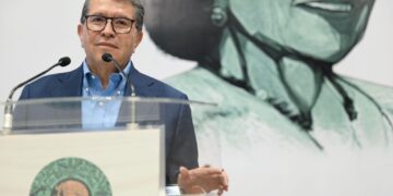Para el próximo periodo ordinario de sesiones se tiene una agenda legislativa bastante nutrida; hay 19 temas: diputado Ricardo Monreal