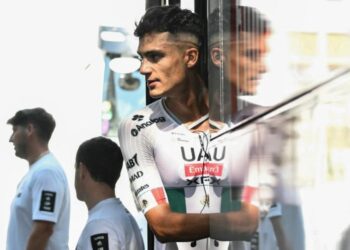 Isaac del Toro desata la locura en Barcelona: el mexicano enciende el Tour de Francia