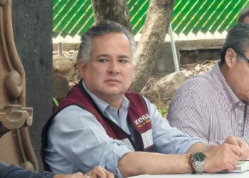 Responde Sheinbaum con ironía a activismo político de Cabeza de Vaca