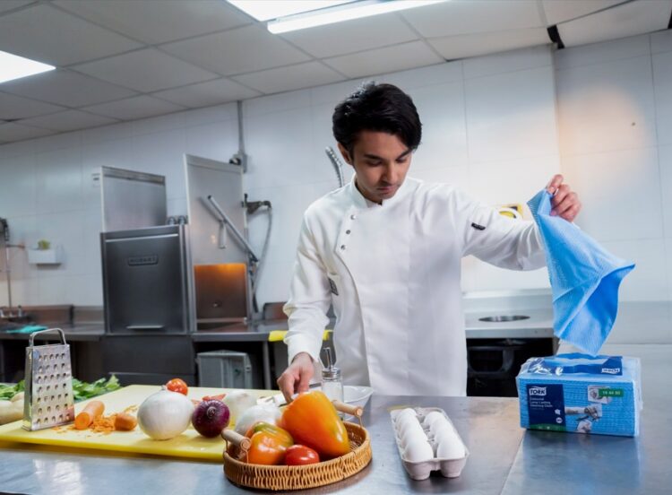 Un color para cada tarea: el método con el que las cocinas mexicanas pueden frenar la contaminación cruzada