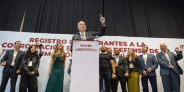 Dejará Samuel megadeudas y obras incompletas.- Waldo Fernández