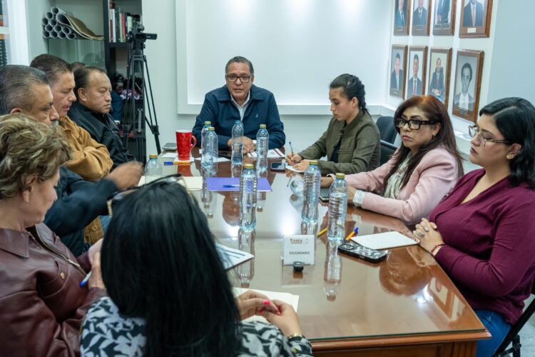 Avanza sesión de la Comisión de Planeación para el Desarrollo con participación de vecinos de la colonia Independencia