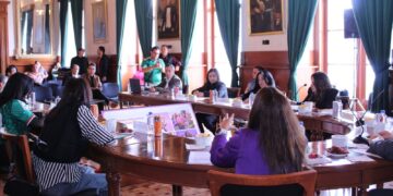 Fortalece Ricardo Moreno atención integral para las mujeres de Toluca