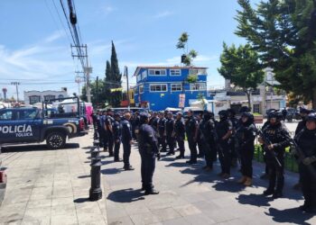 Despliega Toluca 100 policías en operativo simultáneo en seis demarcaciones