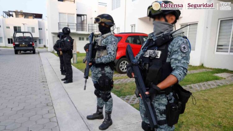 Detienen a seis presuntos miembros de “La Empresa” durante operativo contra la extorsión en Morelos