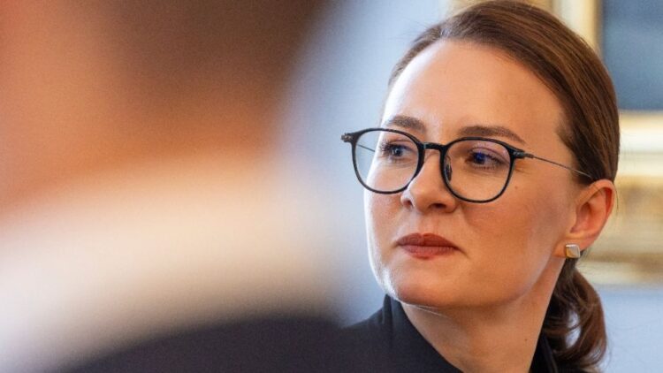 Dimite la primera ministra de Ucrania en el marco de una reorganización en el gobierno de Zelenski