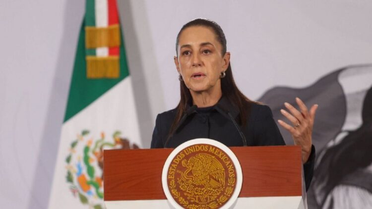 Sheinbaum marca distancia de la CNDH tras recomendación que exonera al Ejército en el caso Ayotzinapa