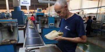 Entra en vigor arancel de 25% de EU a importaciones brasileñas; Lula evalúa respuesta al golpe comercial
